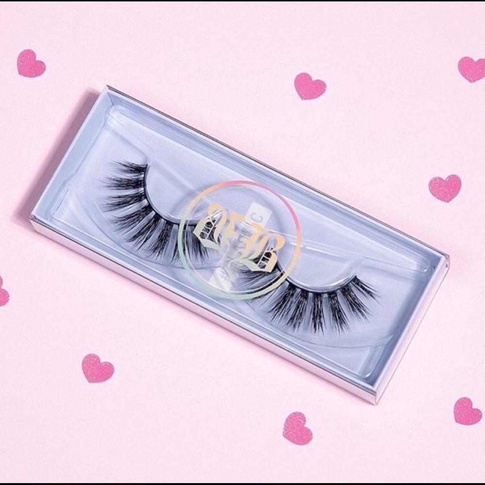Lashes